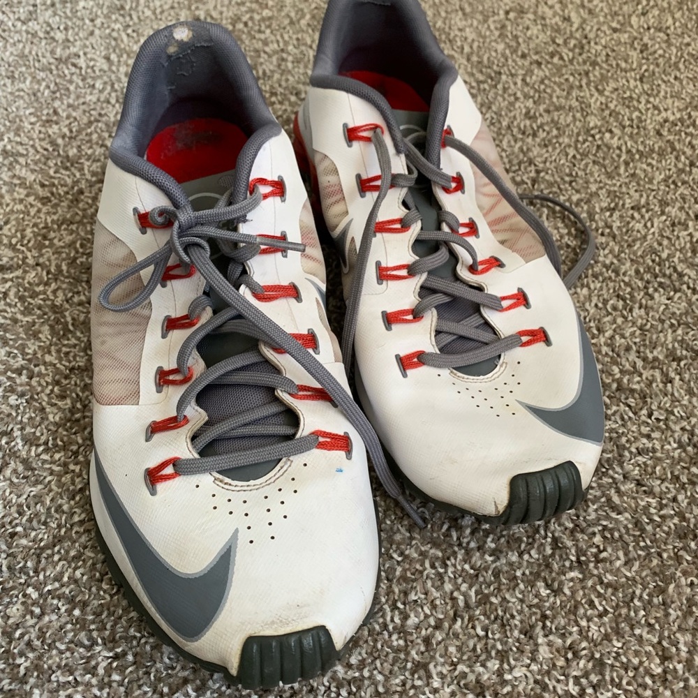 Men’s Nike shoes